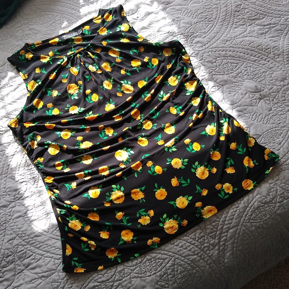 Black and Yellow Rose Tank Top - Office / Career